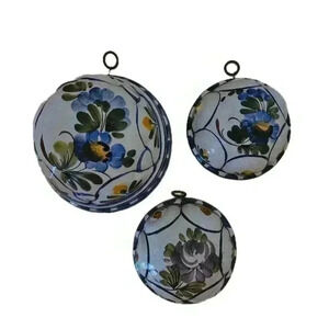 This beautiful set of Bassano Ceramic ABC Floral Wall Plaques